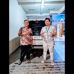 Lucky suzuki tangerang
