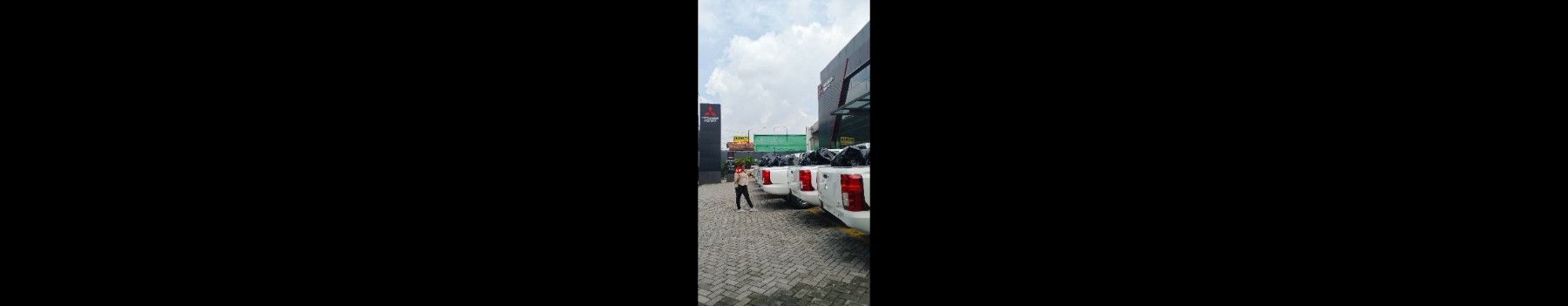  RizFa Mitsubishi 
