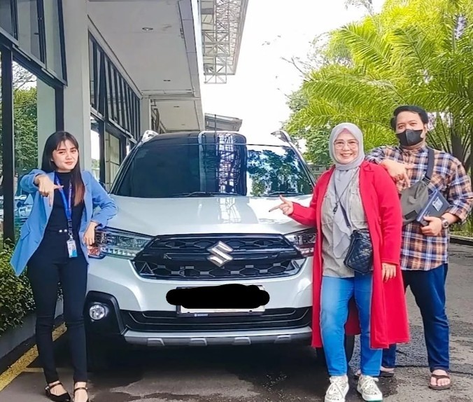 Delivery Suzuki XL 7 Ibu.N
