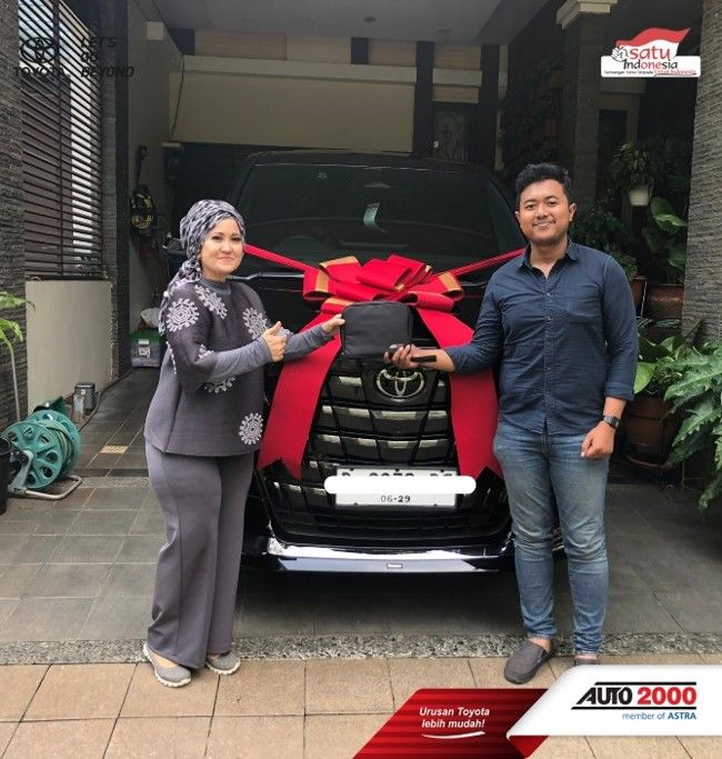 Toyota Alphard Hybrid 2.5 M