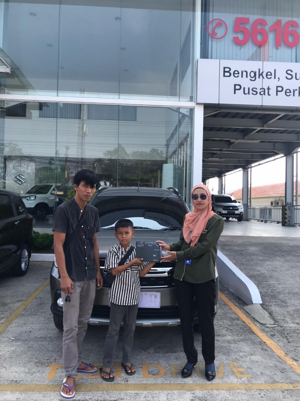 Delivery  Suzuki xl7 zeta MT