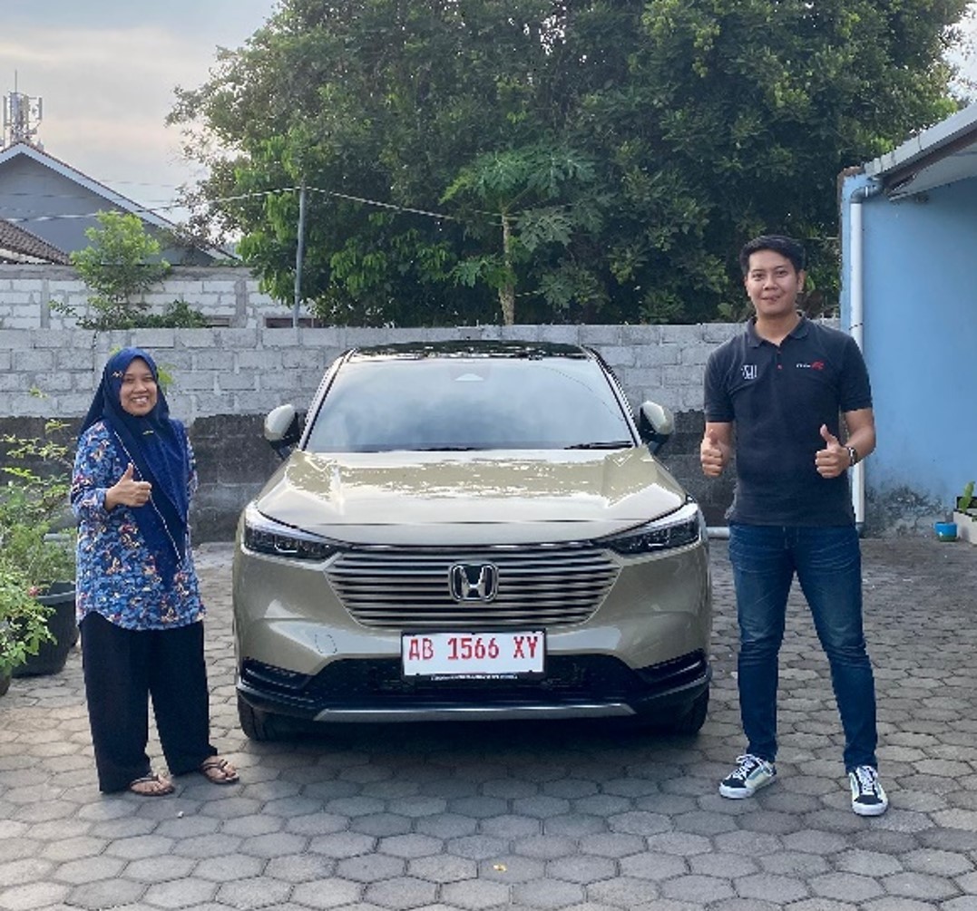 Delivery HR-V SE CVT Shand Khaki