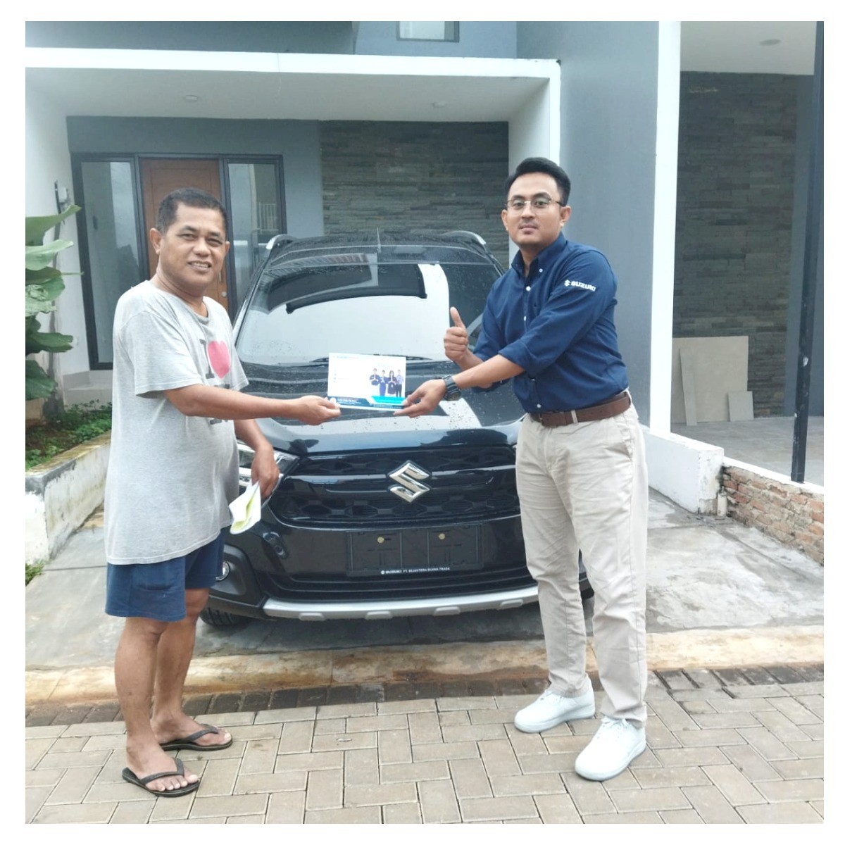 Delivery Suzuki XL 7 Hybrid