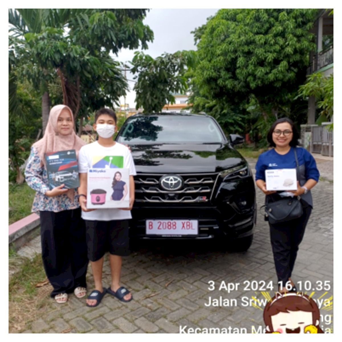 Fortuner 2.8 VRZ GR AT Hitam