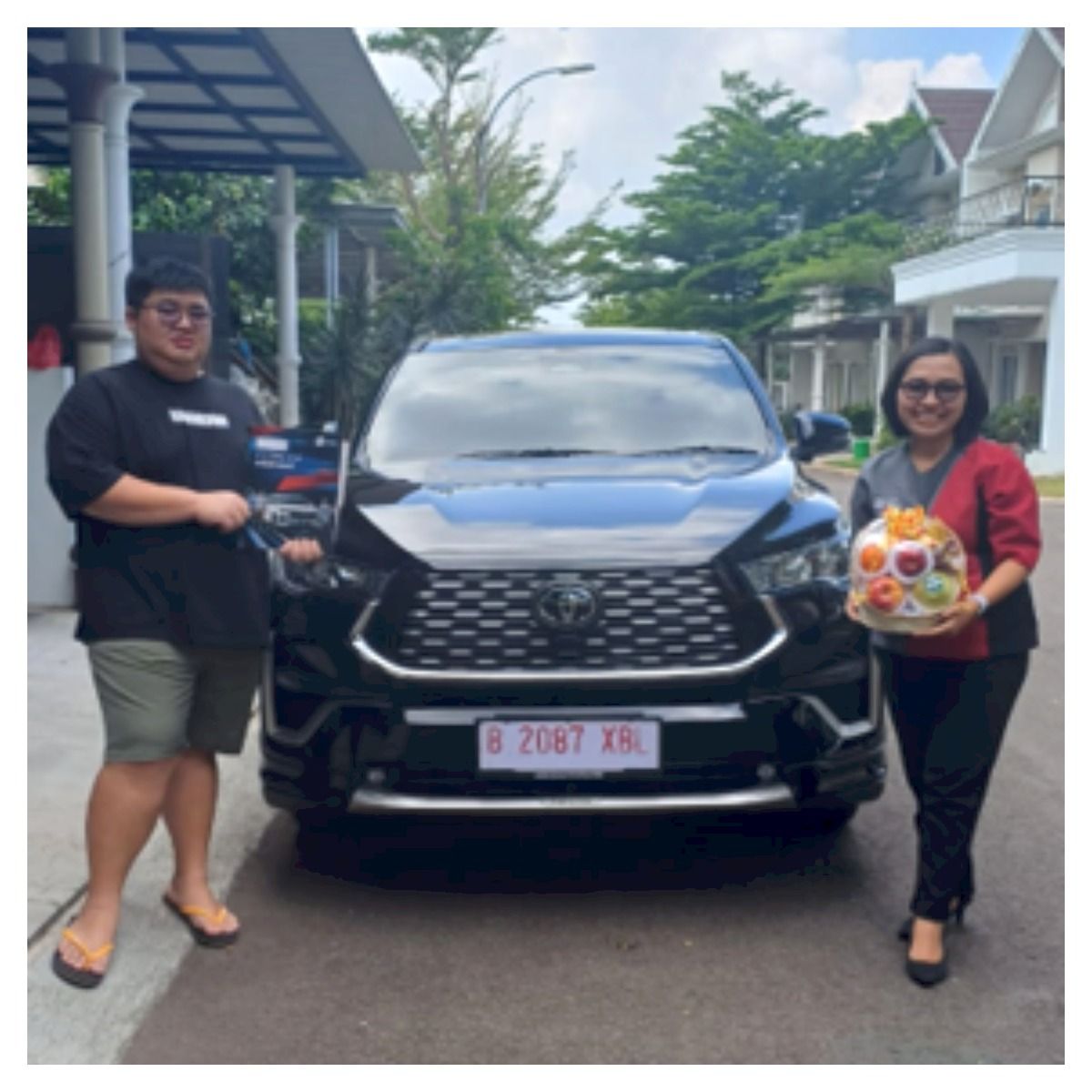 Innova Zenix Q HV CVT TSS MODELISTA