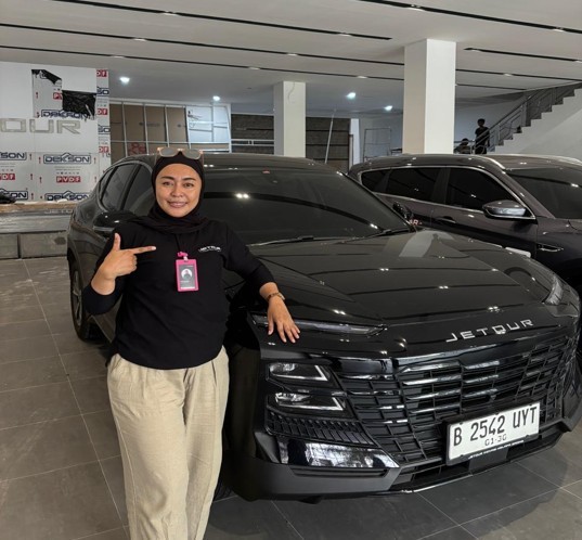 Mobil canggih dan premium