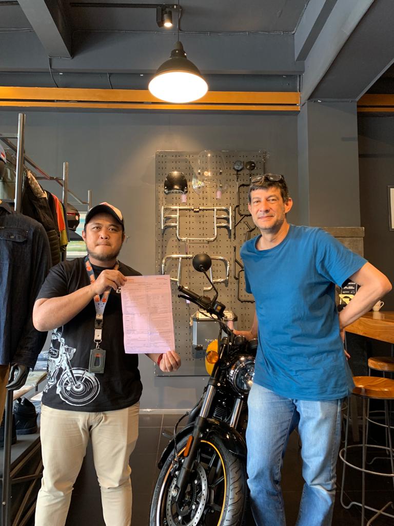 Delivery Royal Enfield