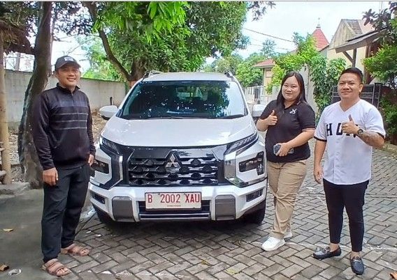 Serah Terima Unit  xpander cross cv