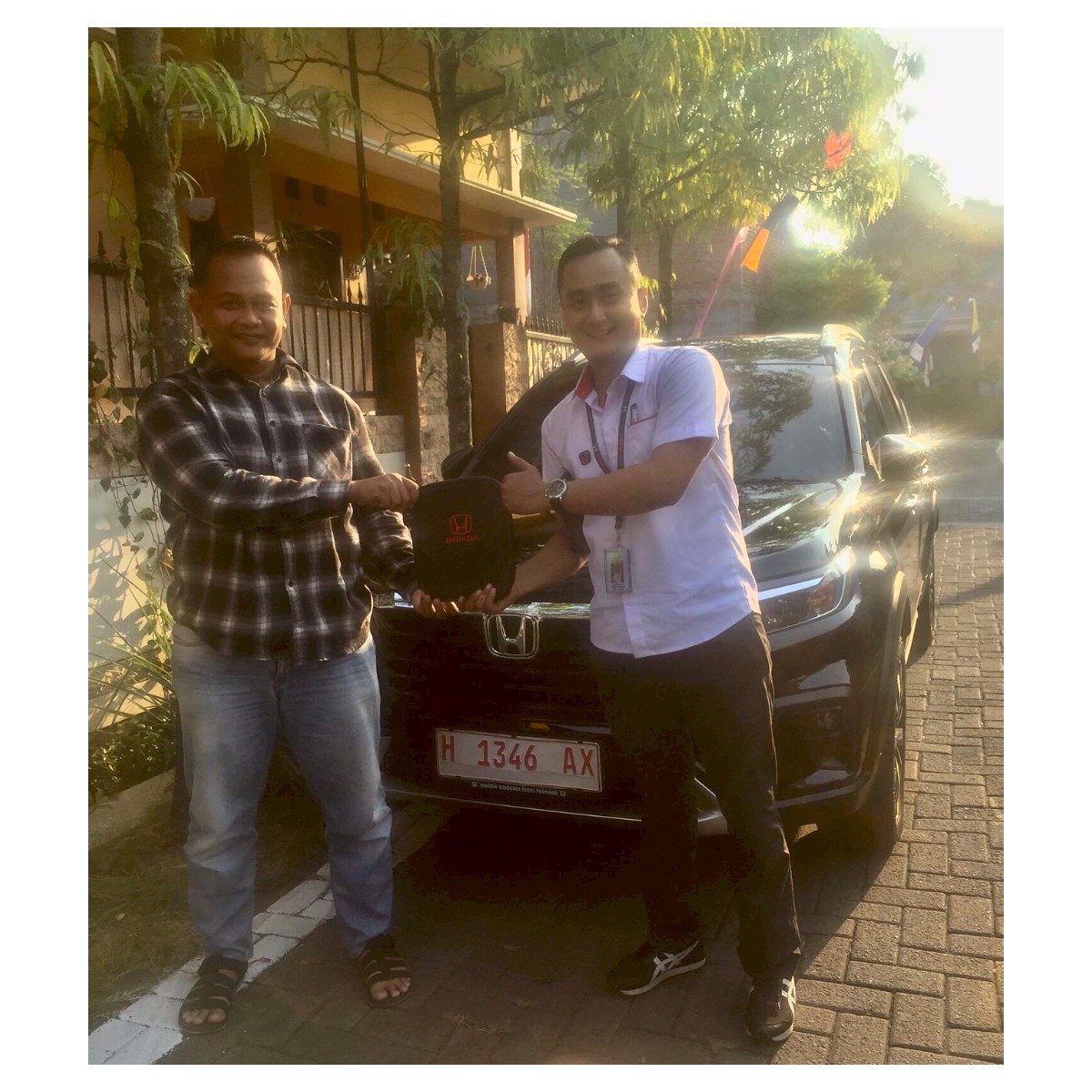 Delivery Honda BRV Prestige