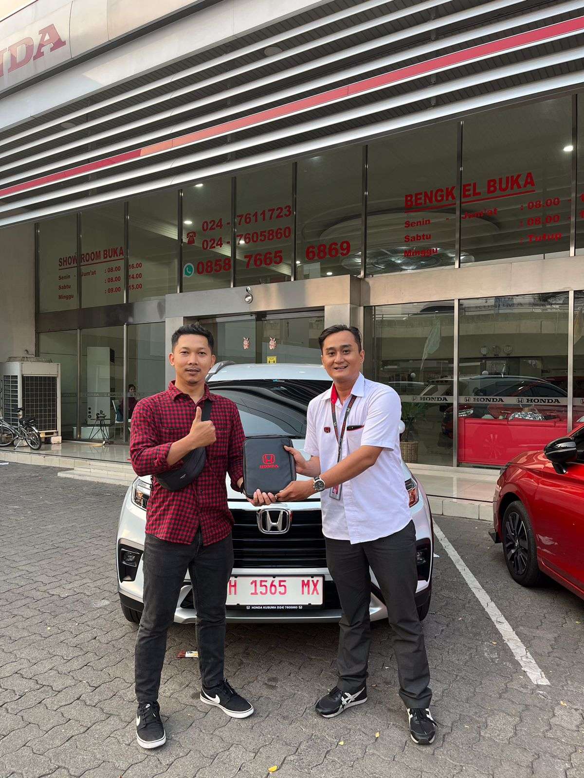 Delivery Honda BRV Prestige
