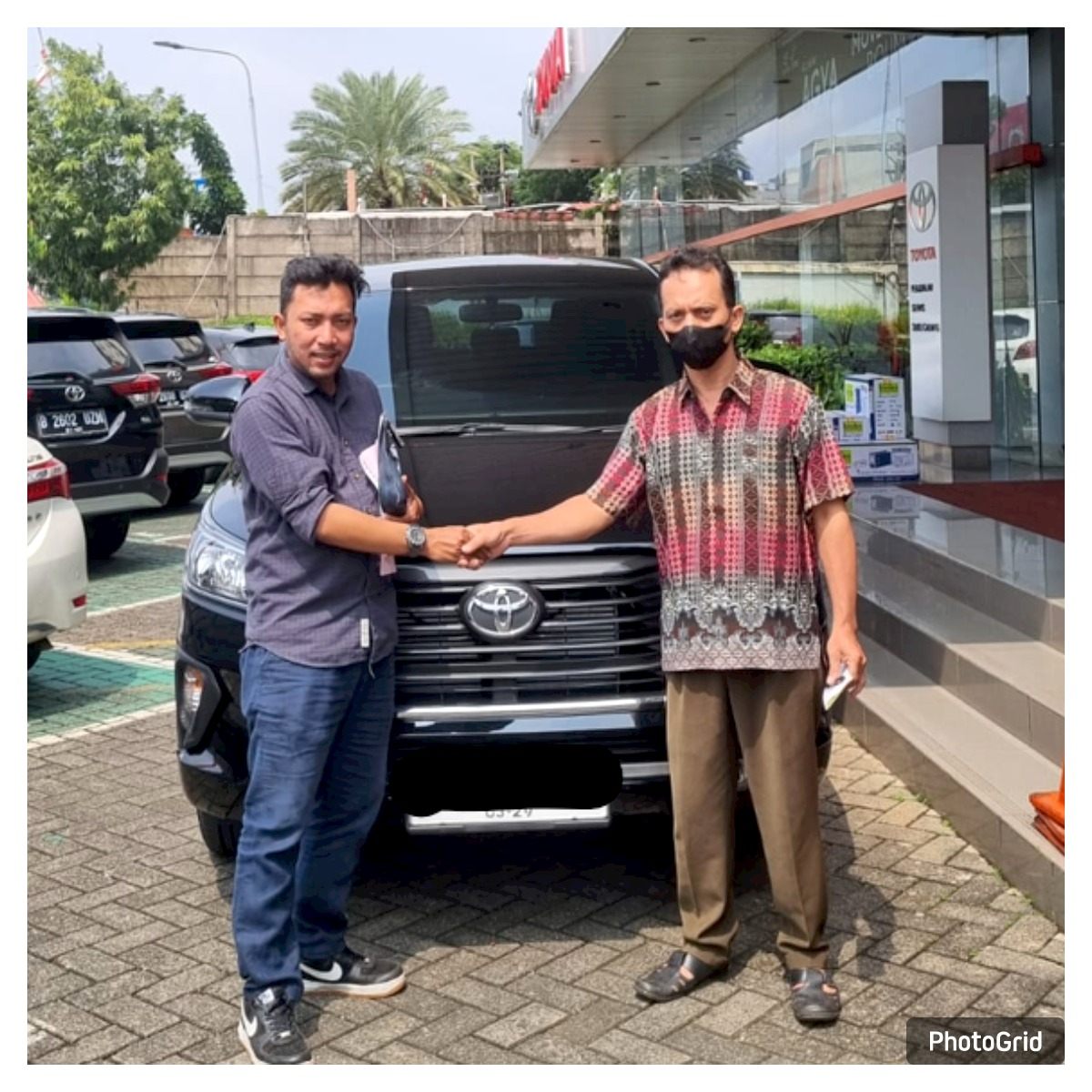 Delivery mobil Toyota