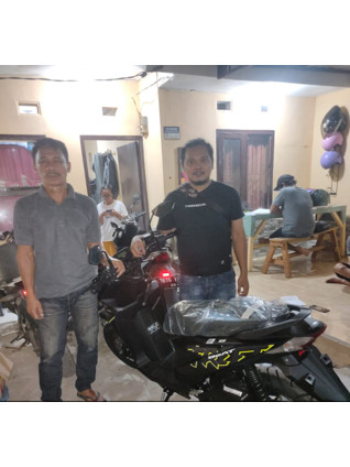 Delivery Honda Beat Street Black