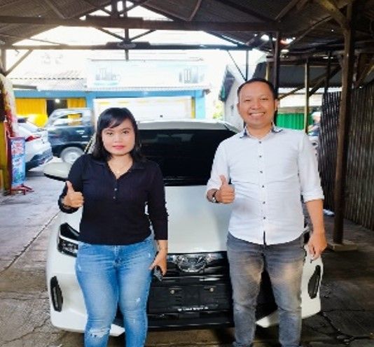 Serah Terima Unit Agya 1.2 G CVT