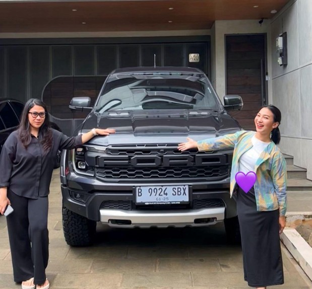 Delivery Ford Everest Mrs.A