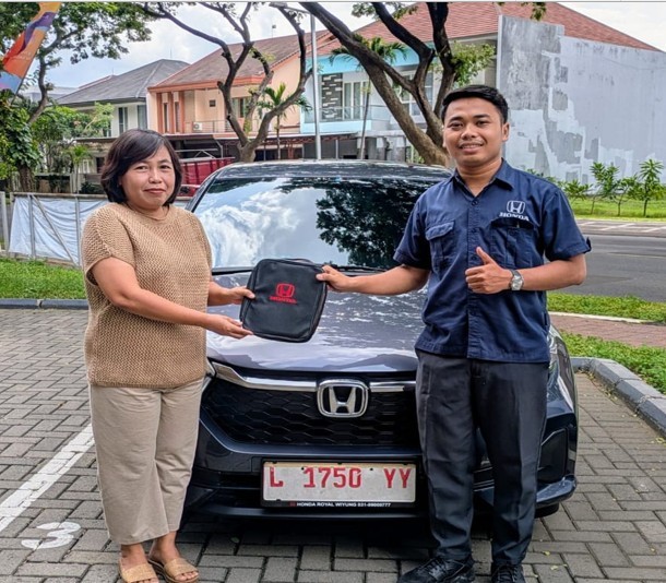 Serah Terima Unit Honda Brio Suraba