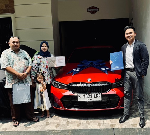 Delivery BMW 330i MSport Pro