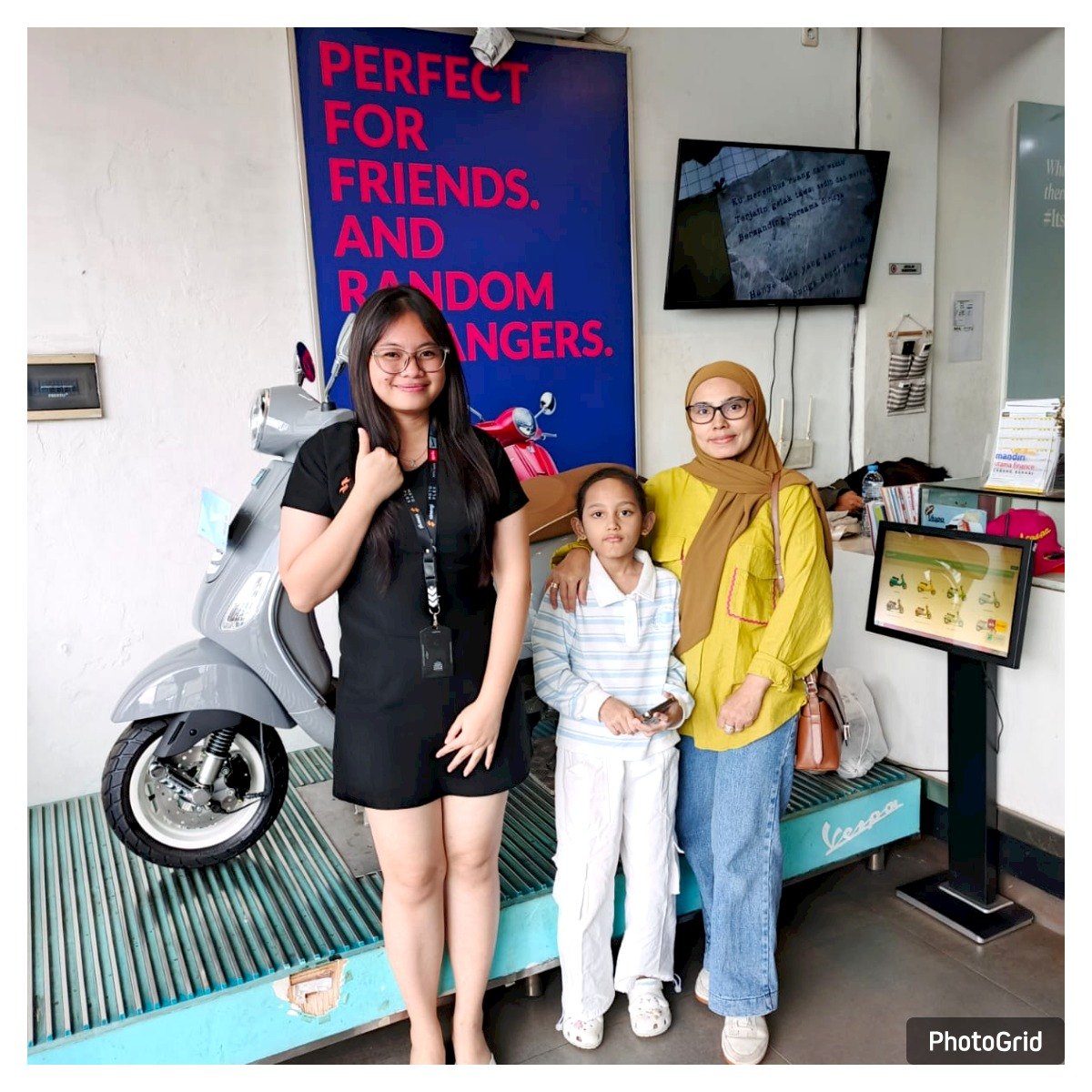 Serah Terima Unit Vespa