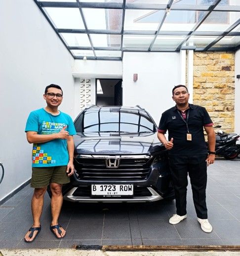 Delivery Honda BR-V prestige hs N7x