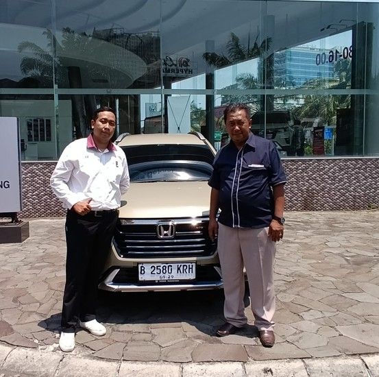 Delivery Honda BR-V prestige hs N7x