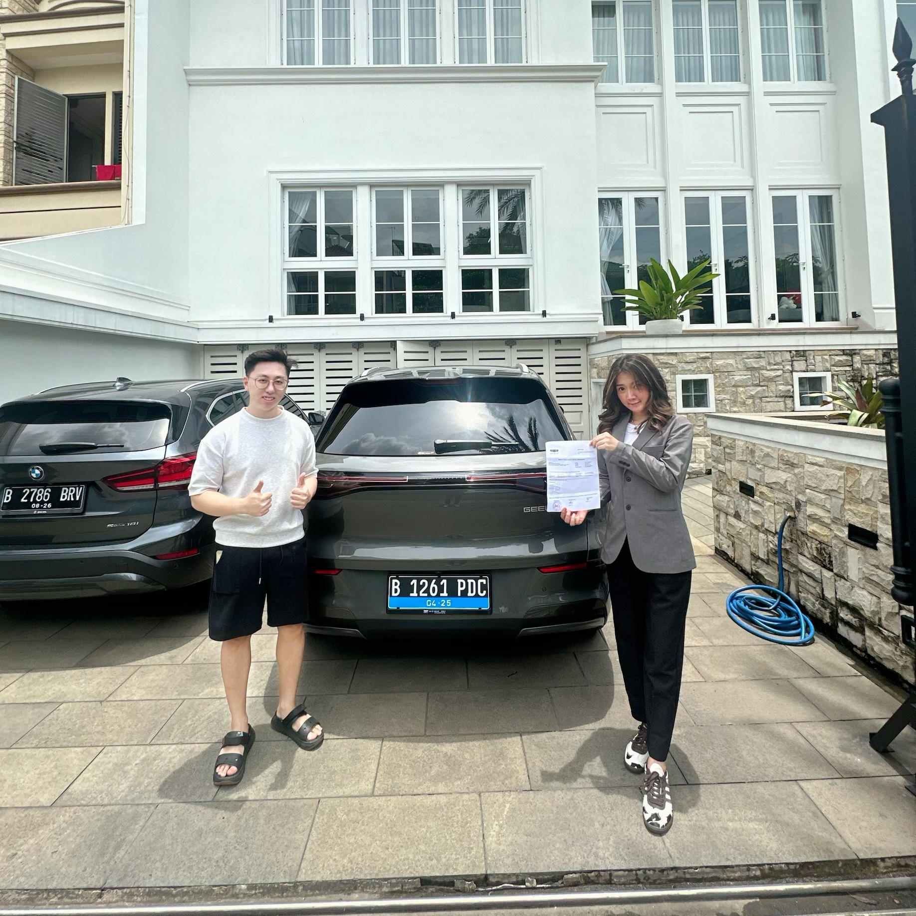 Delivery 1 unit GEELY EX5 MAX   FRO