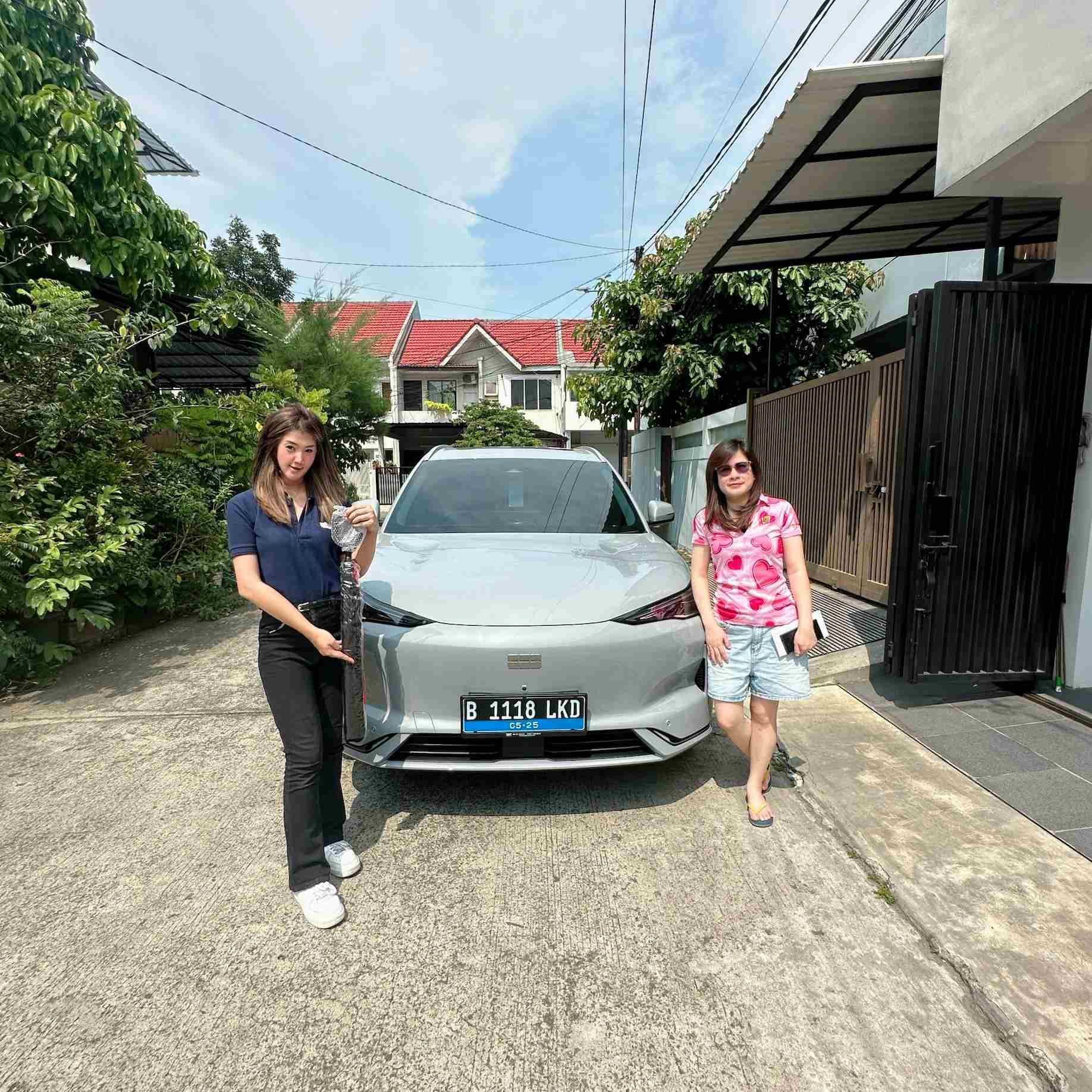 Delivery 1 unit Geely ex5 Moonlight