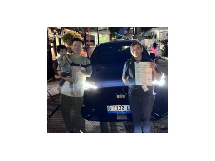 Pemesanan Unit Geely