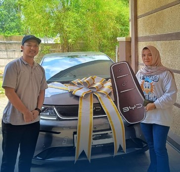 Serah Terima Unit Byd Dolphin