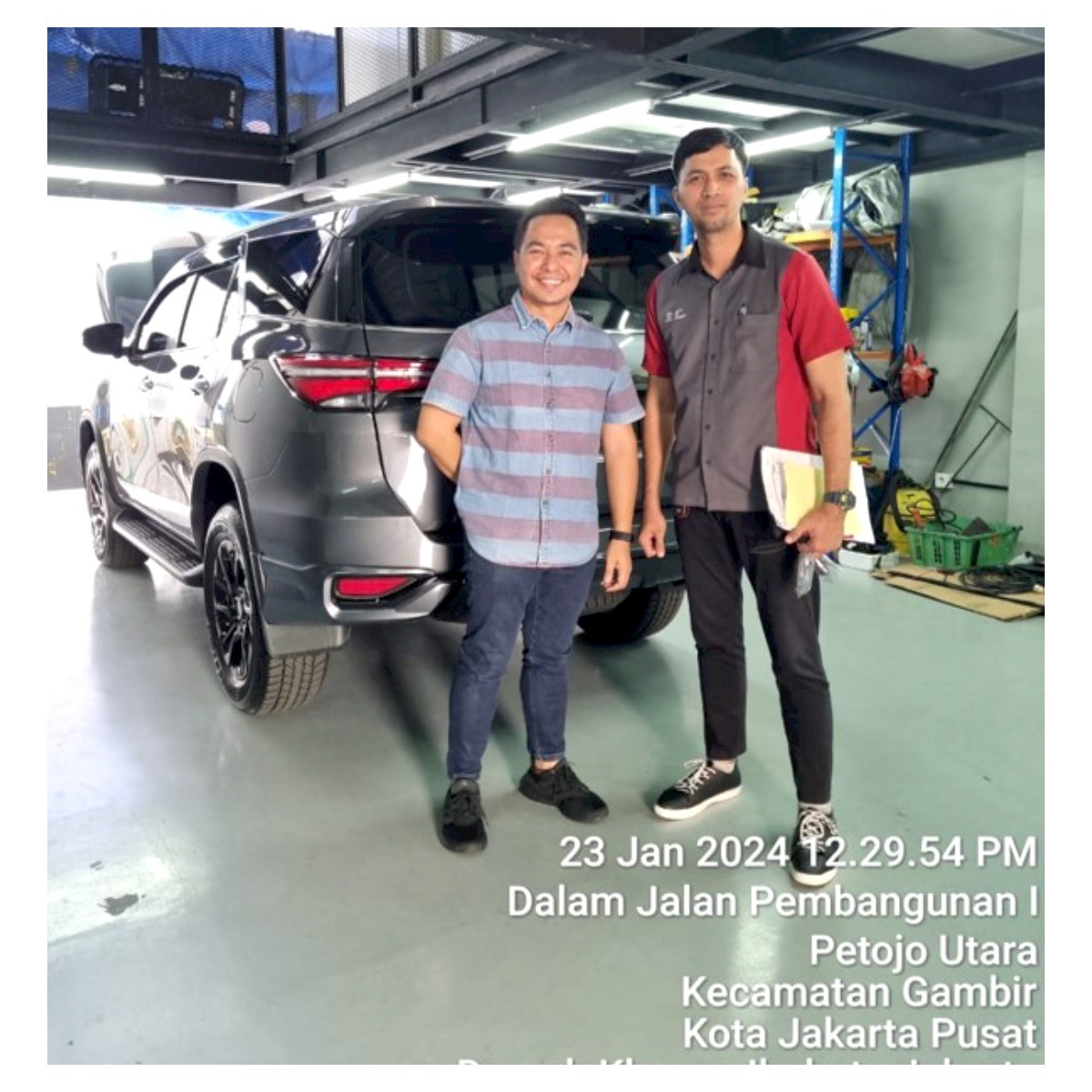 Pengiriman mobil Toyota bapak Eduar