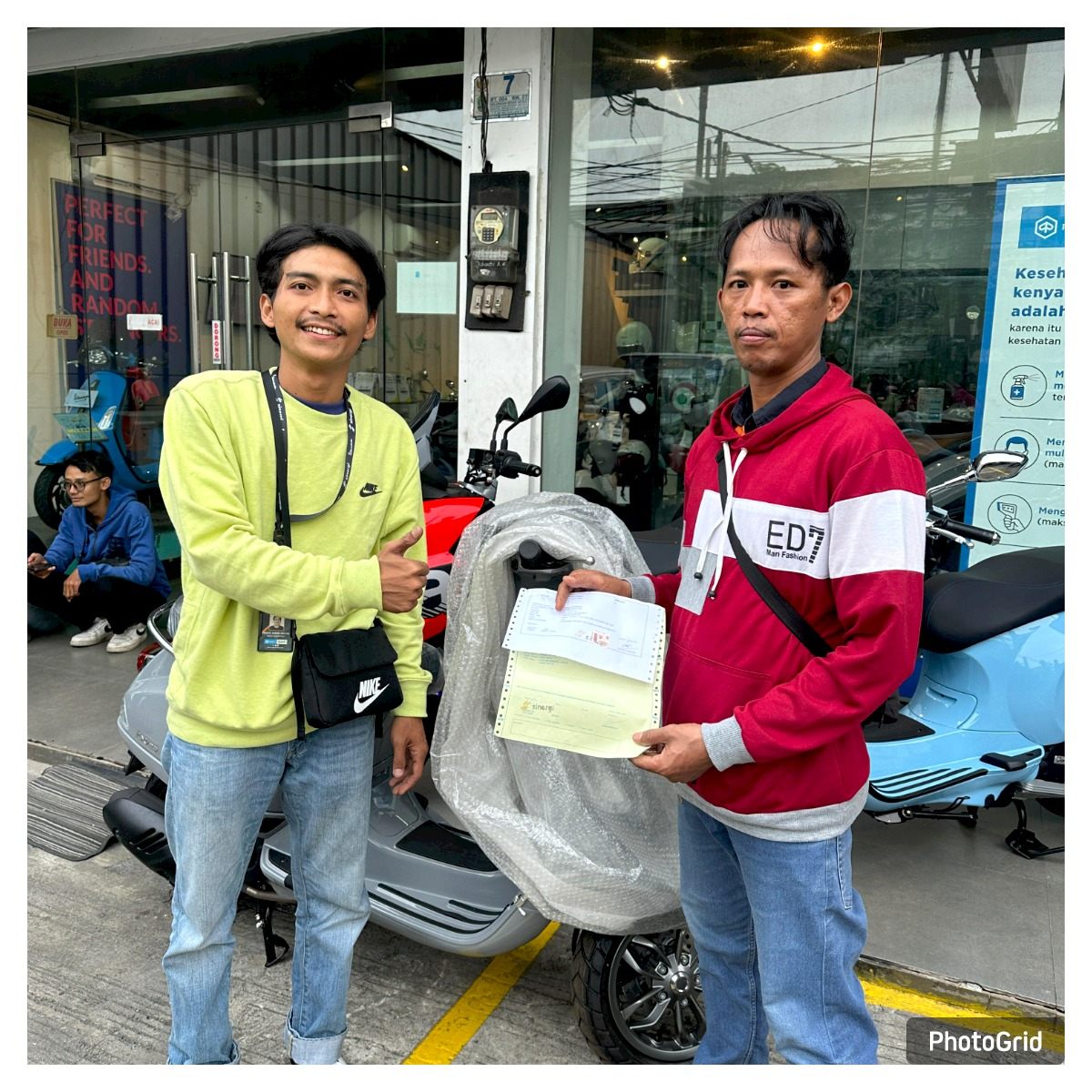 Serah Terima Unit Vespa