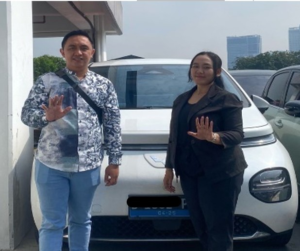 Serah Terima Unit Wuling