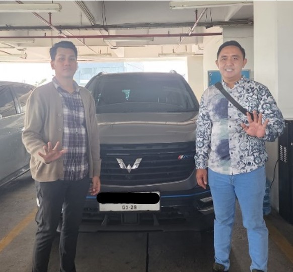 Serah Terima Unit Wuling