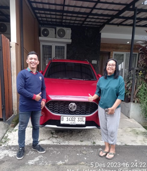 penyerahan unit MG ZS magnif