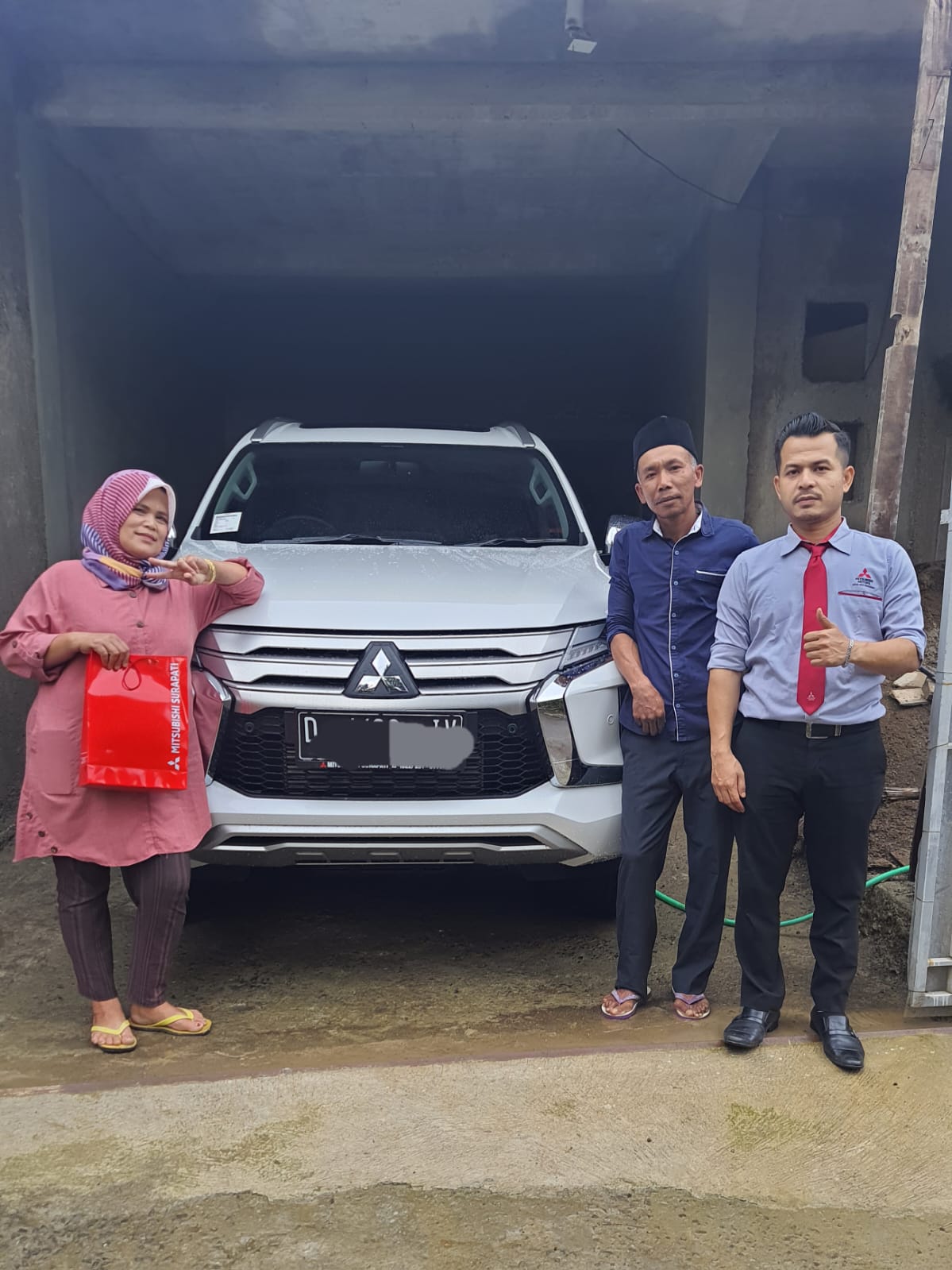 Happy Delivery Pajero Dakar 4x2