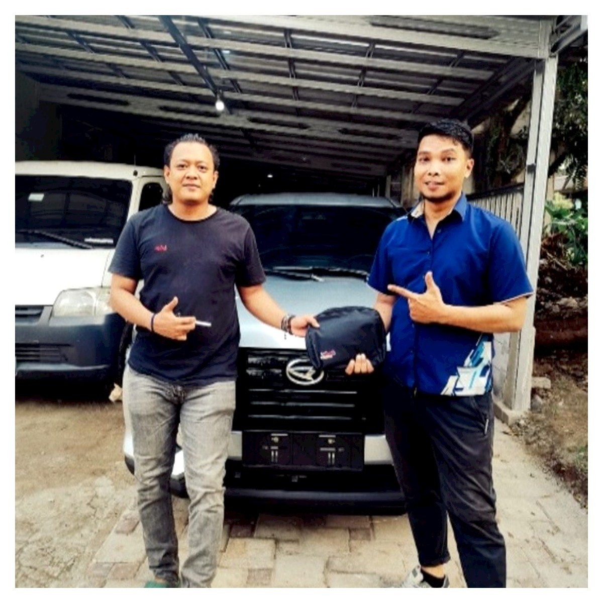 Serah Terima Unit Daihatsu Rocky 1