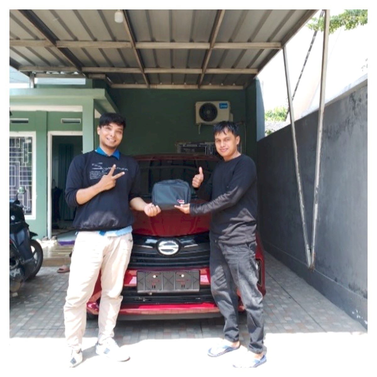 Serah Terima Unit Daihatsu Sigra