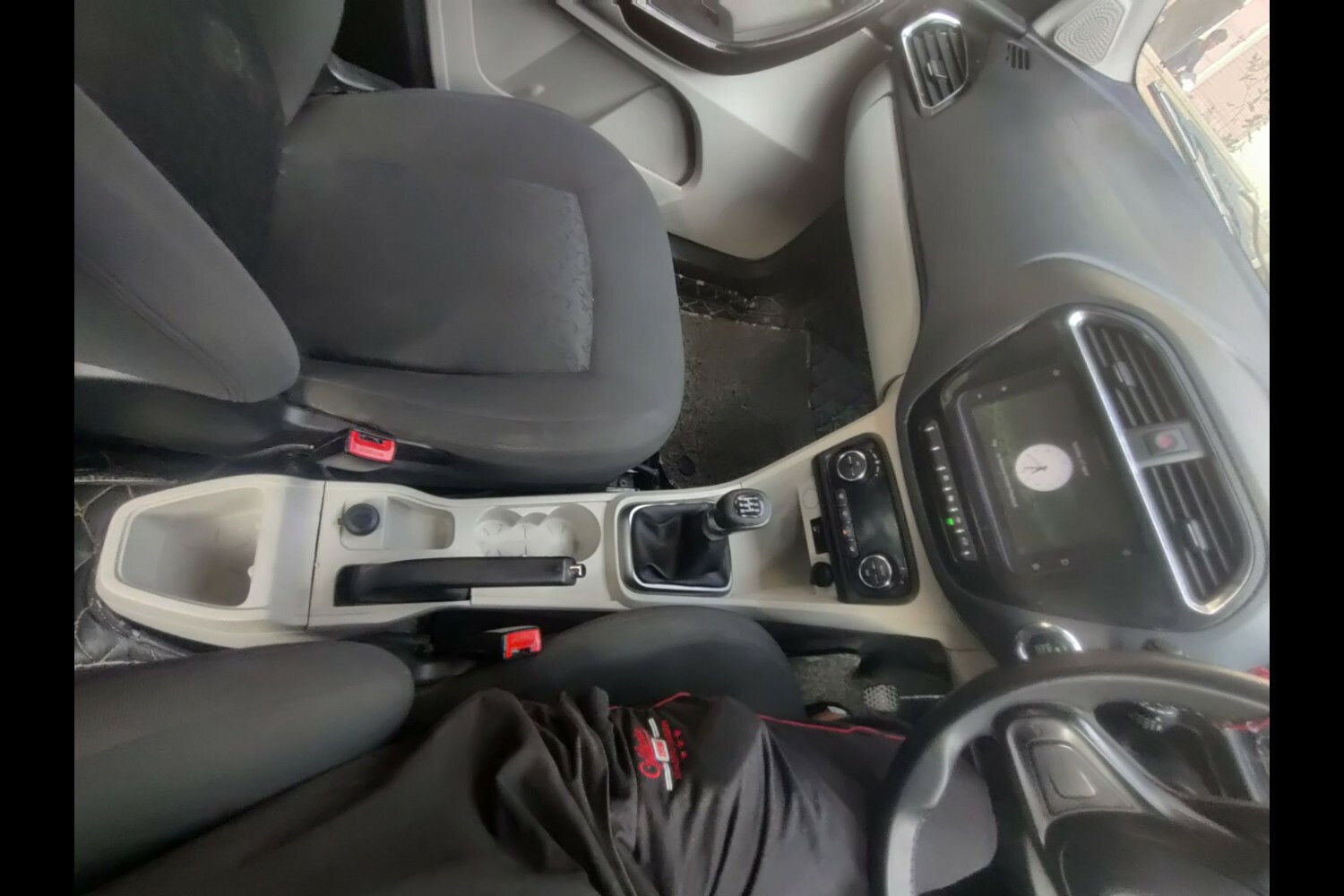 Suzuki Fronx SGX Hybrid AT