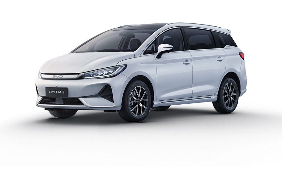 BYD M6 Crystal White BYD M6 Crystal White