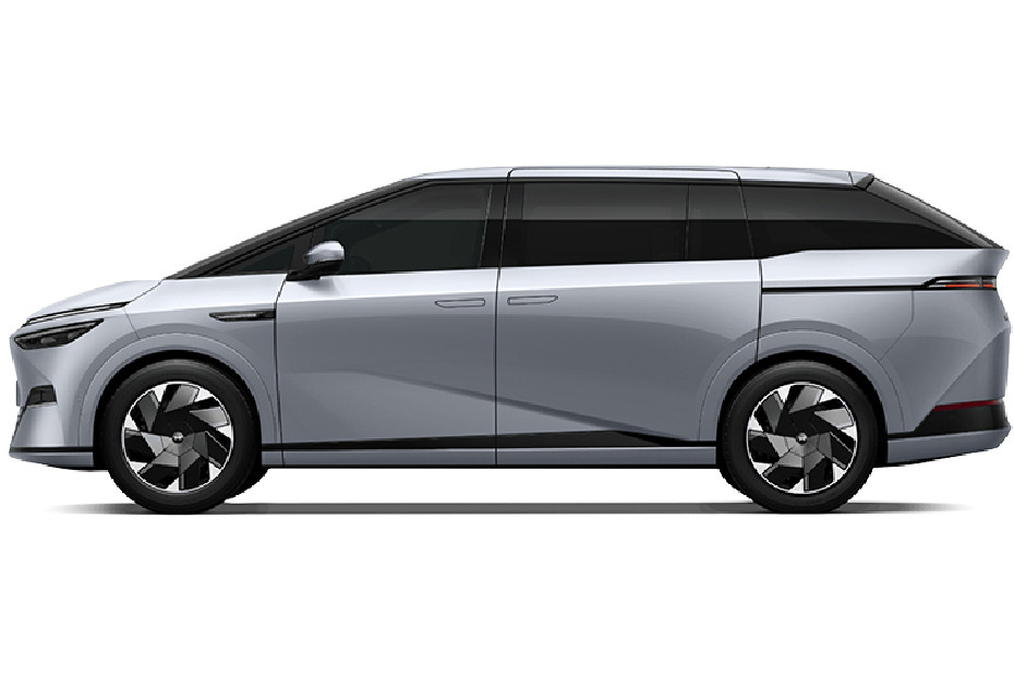 XPENG X9 Crescent Silver XPENG X9 Crescent Silver