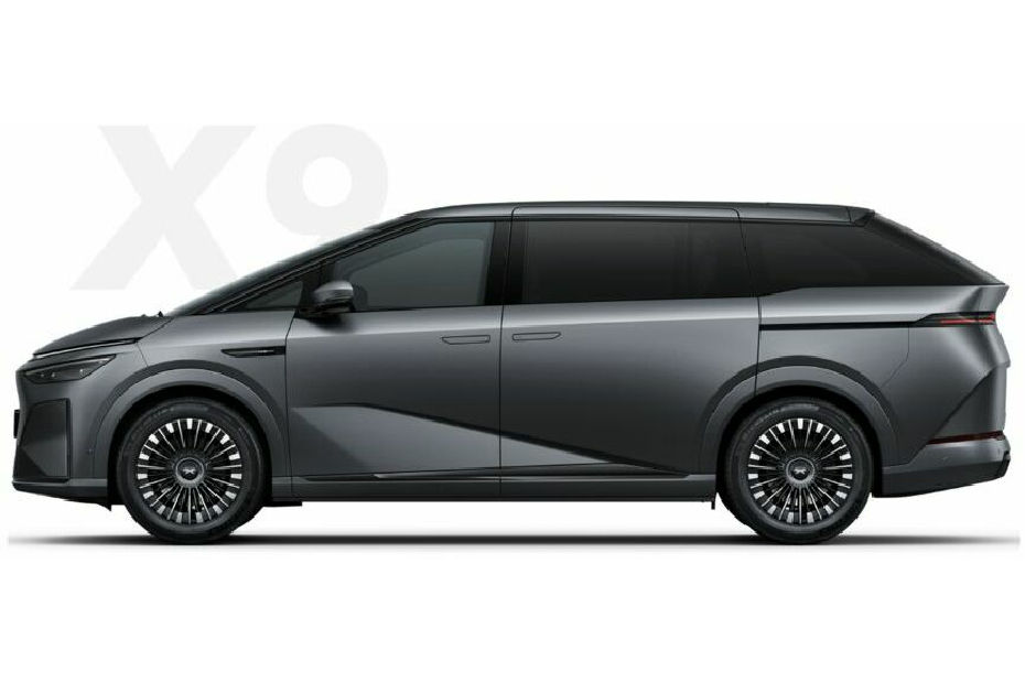 XPENG X9 Matte Grey