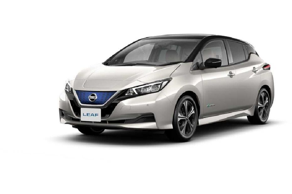 Nissan Leaf White Pearl With Black Roof Nissan Leaf White Pearl With Black Roof