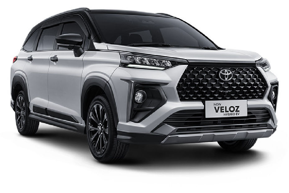 Toyota Veloz Hybrid EV Platinum White Pearl Black