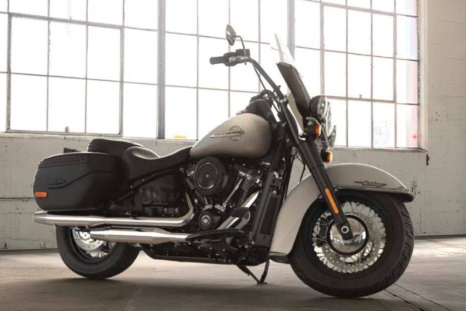 Harley Davidson Heritage Classic 2024 Harga, Review, Spesifikasi