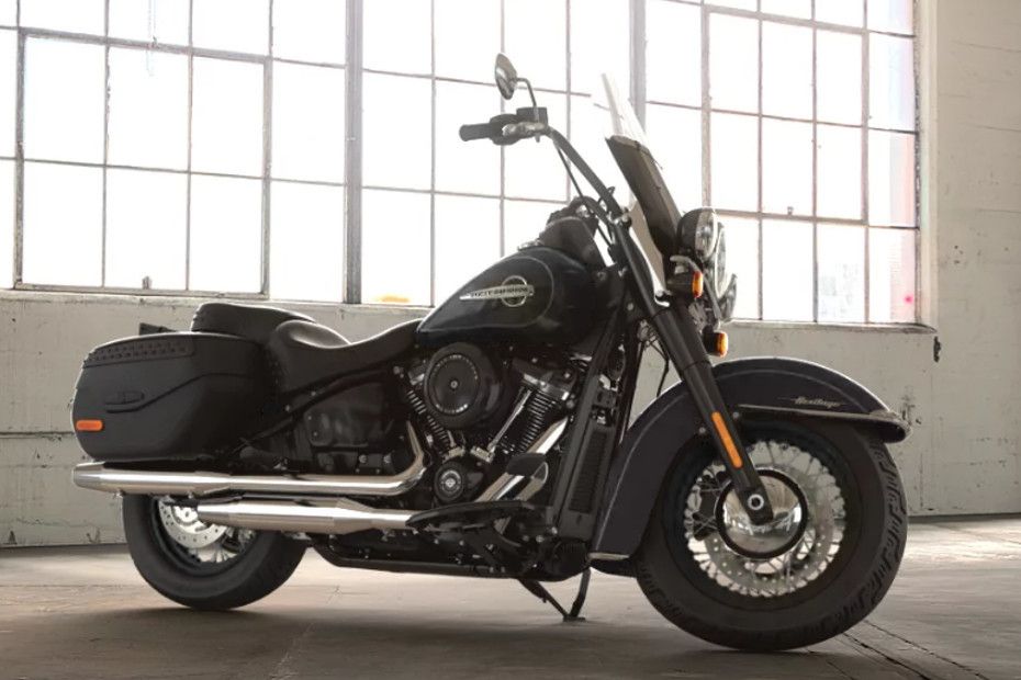 Harley Davidson Heritage Classic Vivid Black Harley Davidson Heritage Classic Vivid Black