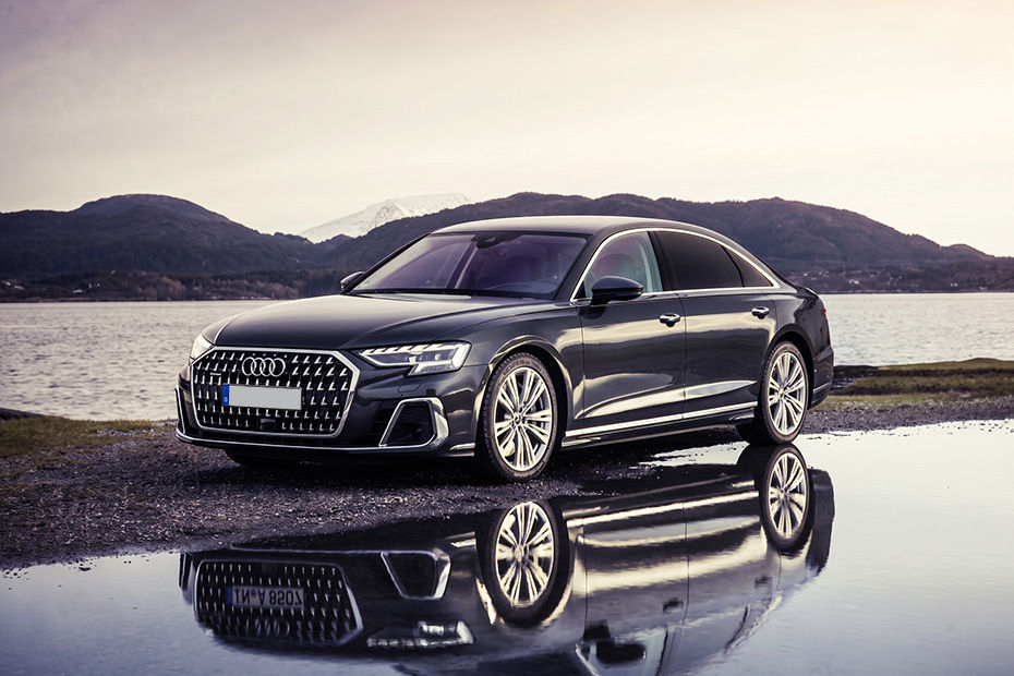 Tampak Depan Bawah Audi A8 L