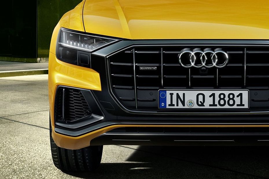Audi Q8 Branding