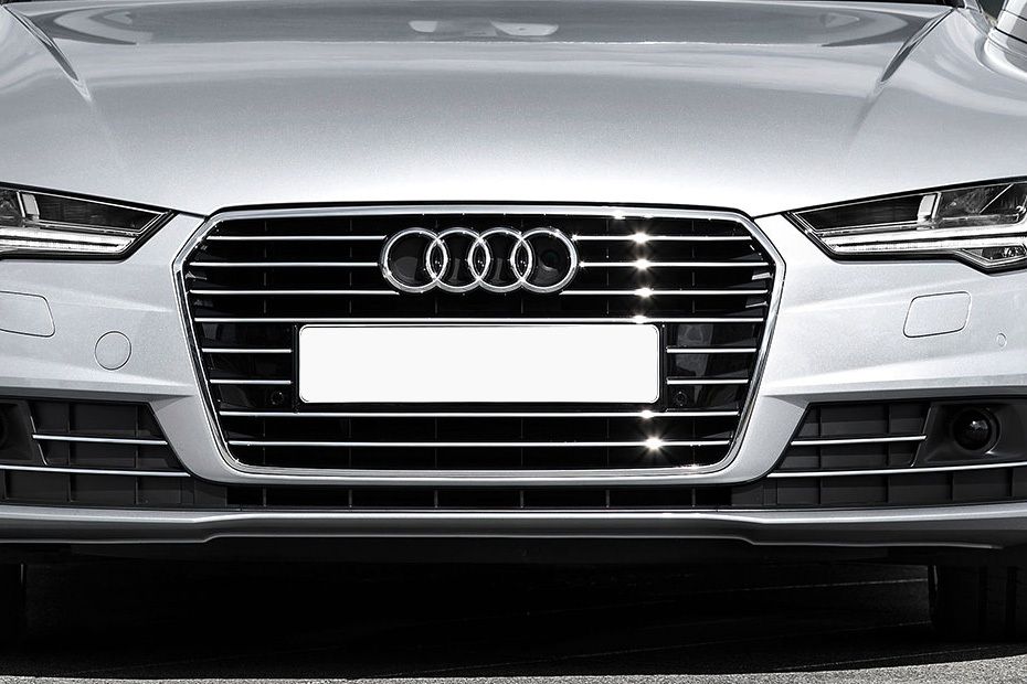 Audi A7 Grille View