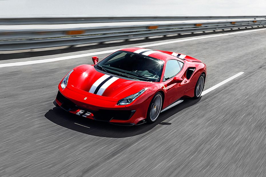 Mobil Ferrari 488 Pista di Indonesia