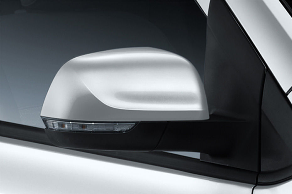 Wuling Formo S Drivers Side Mirror Front Angle