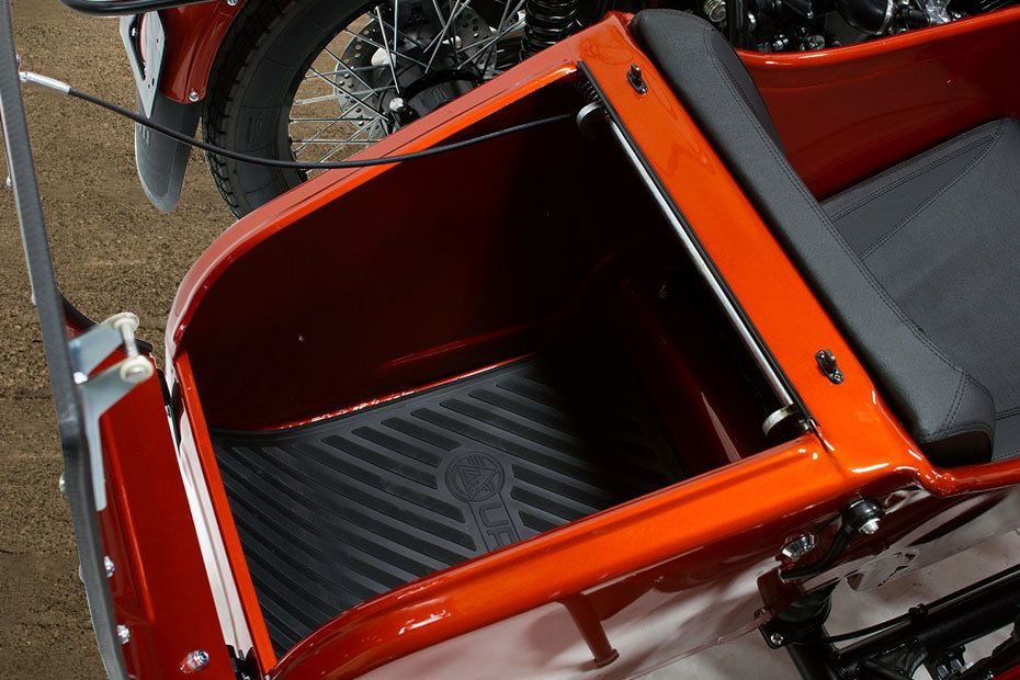 Tempat penyimpanan Ural CT