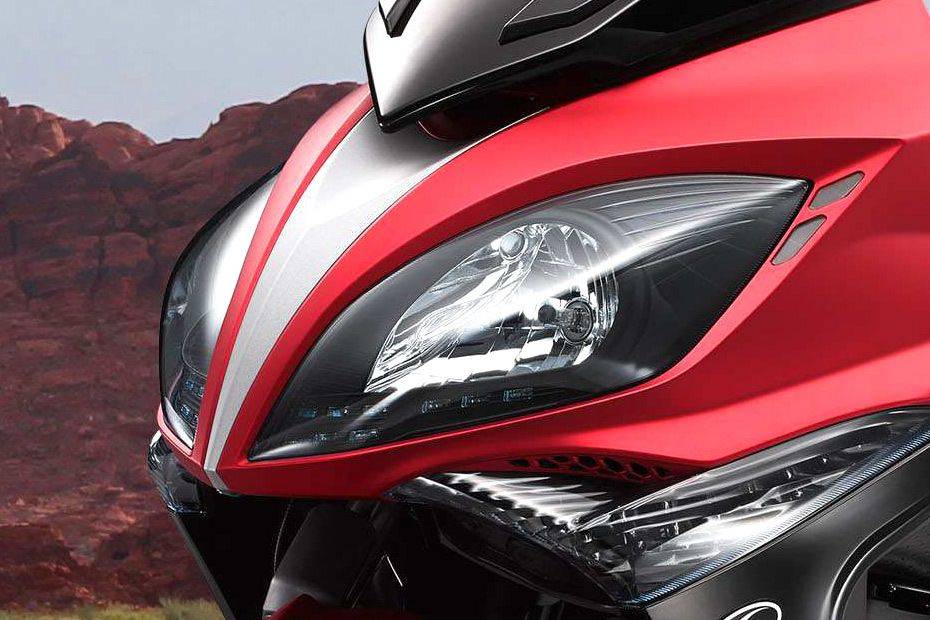Lampu depan Kymco Xciting 400i Lampu depan Kymco Xciting 400i